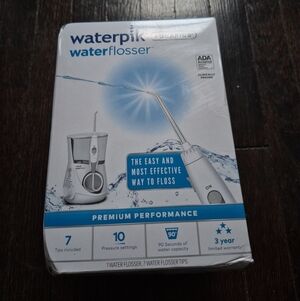 WATERPIK WP-660C AQUARIUS WATER FLOSSER FOR TEETH CLEANING, White